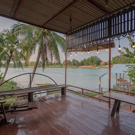 River Flow House Bangtanod Photharam Exterior foto