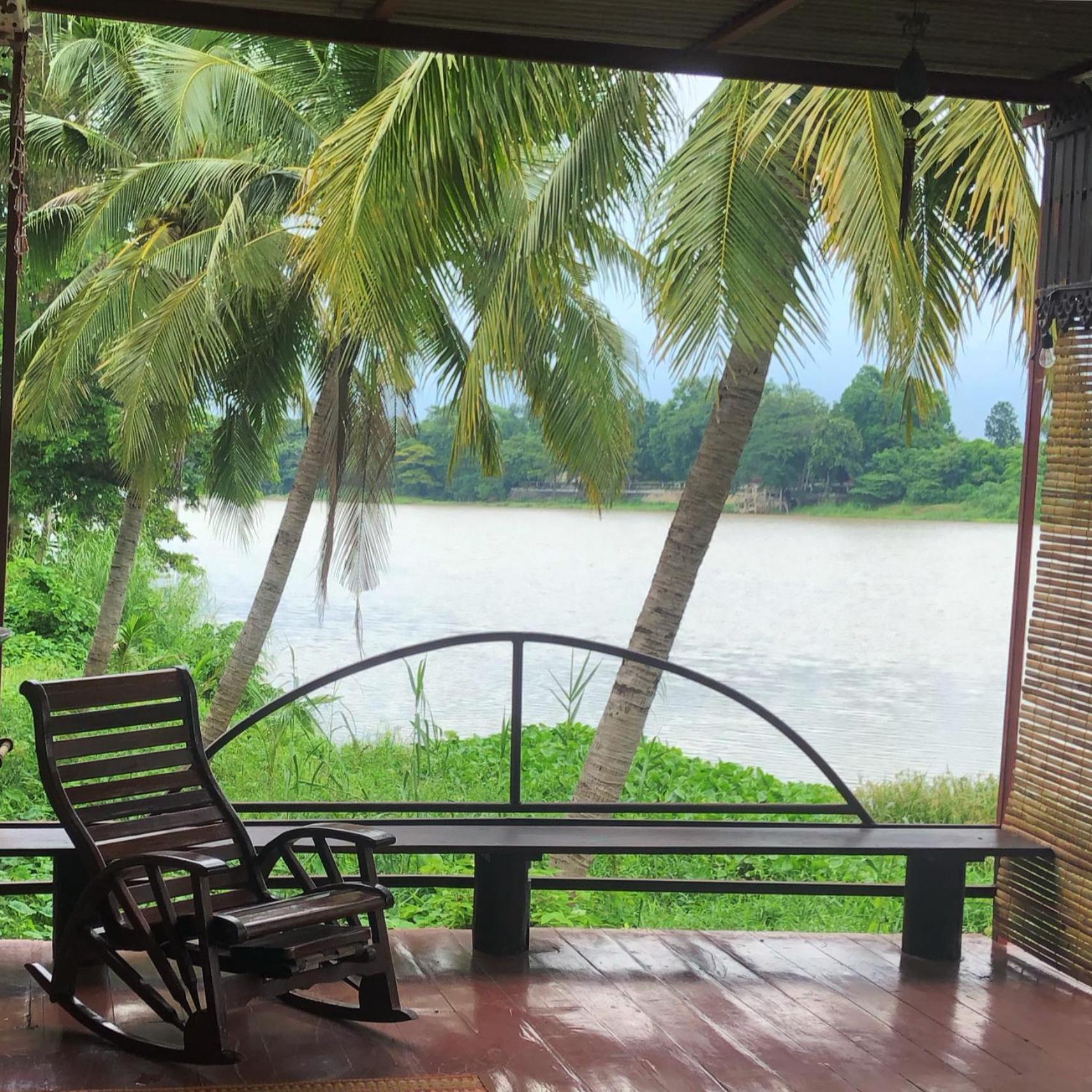 River Flow House Bangtanod Photharam Exterior foto