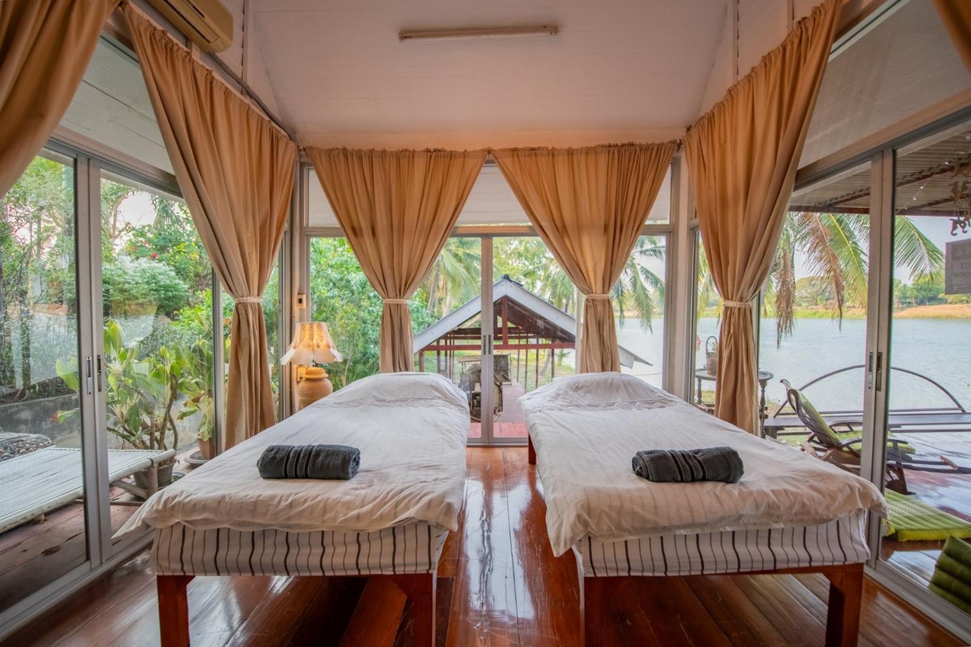 River Flow House Bangtanod Photharam Exterior foto